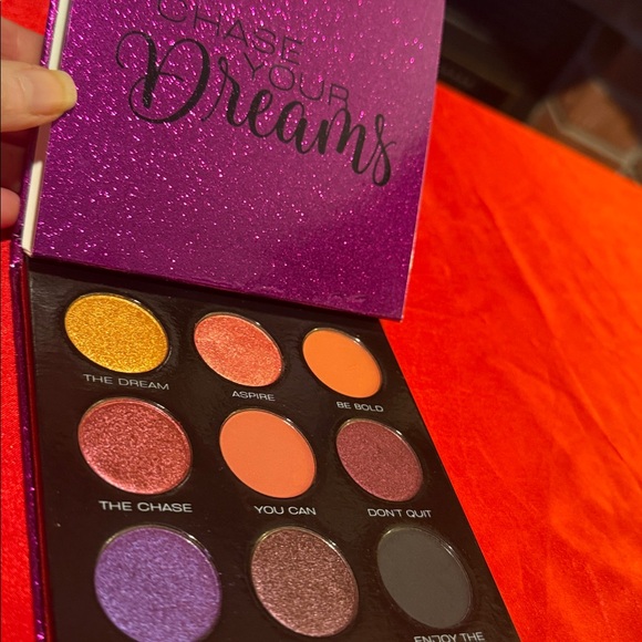 WOW POSHMARK - Authentic Sydney Grace  Pan Eyeshadow Palette - Picture 14 of 14